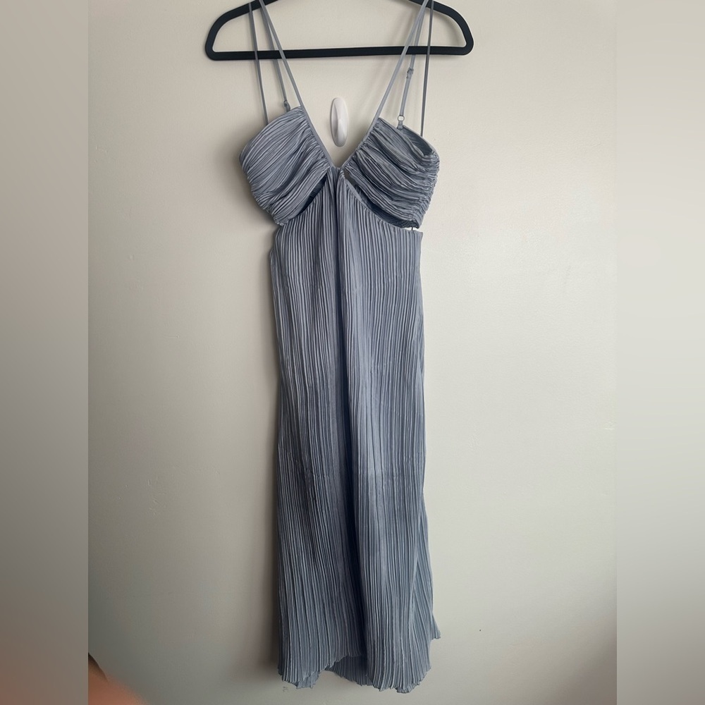 NWT ZARA Cutout Pleated Midi Dress Size XS Blogger Favorite - Picture 4 of 7